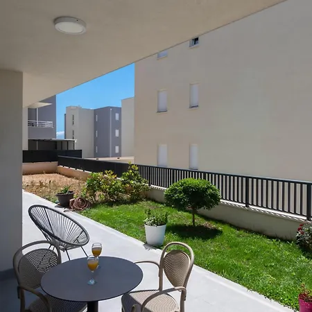 Ap12a Apartment